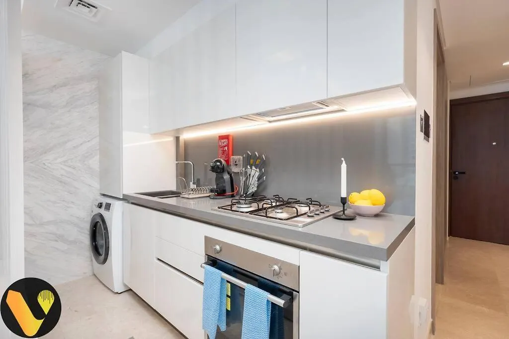 Vogue Sterling East Near Dubai Mall & Burj Khalifa Apartment 0*,  United Arab Emirates