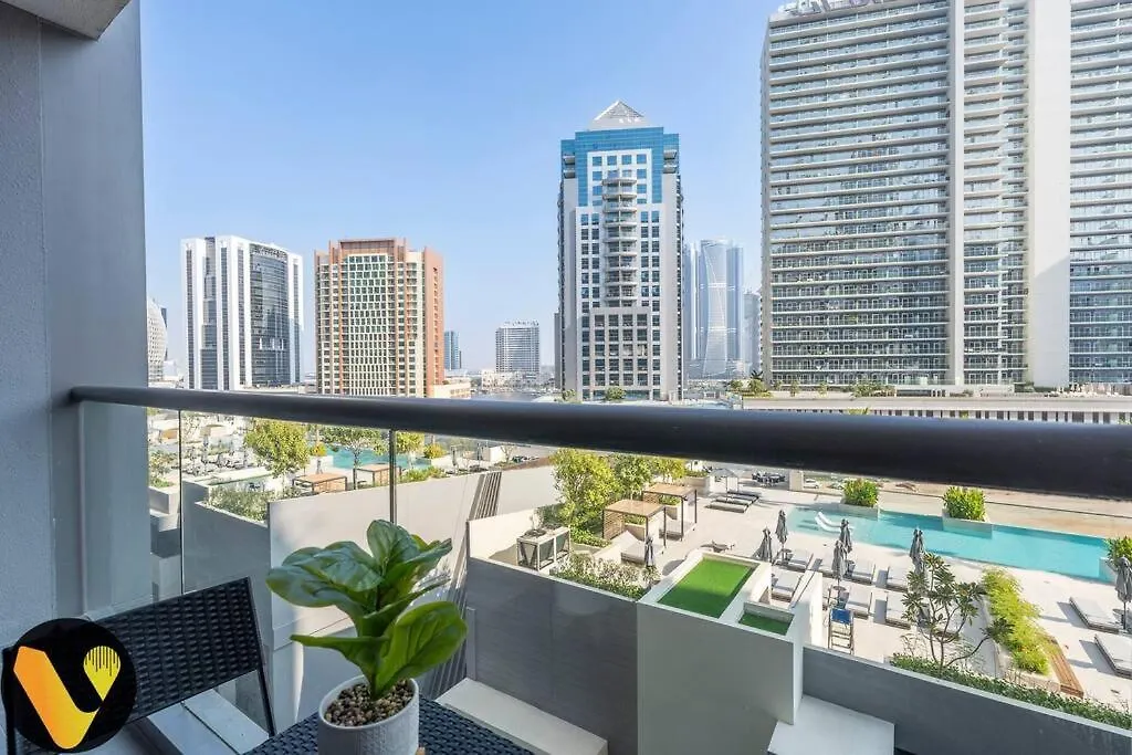 Vogue Sterling East Near Dubai Mall & Burj Khalifa Apartment