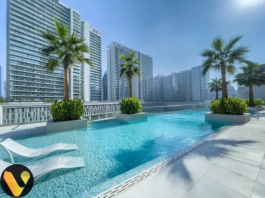 Vogue Sterling East Near Dubai Mall & Burj Khalifa Apartment