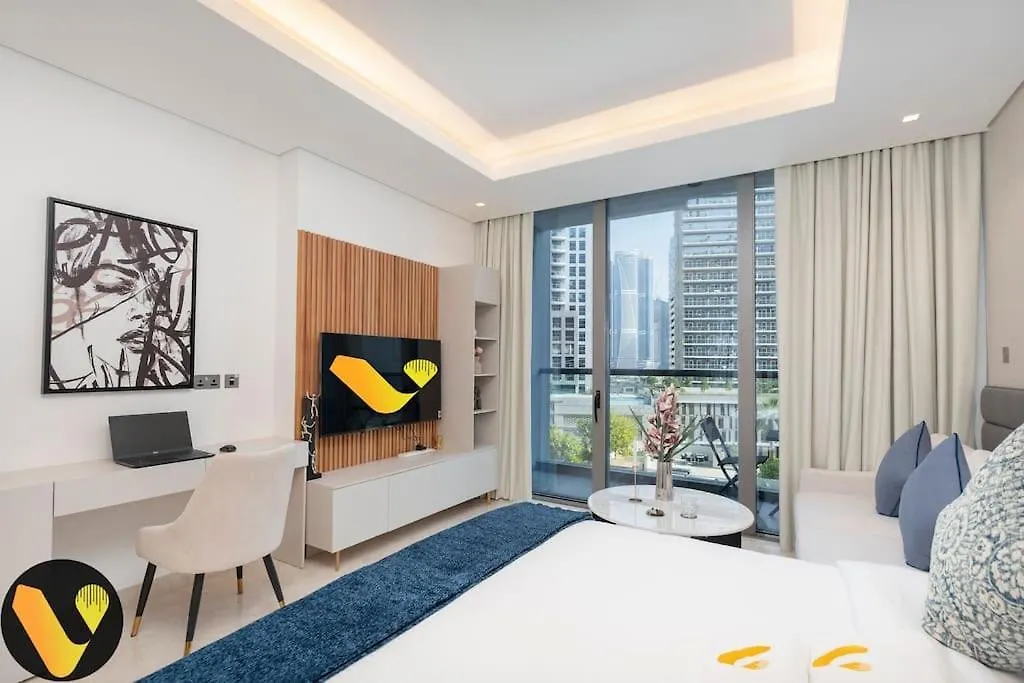 Vogue Sterling East Near Dubai Mall & Burj Khalifa Apartment 0*,  United Arab Emirates