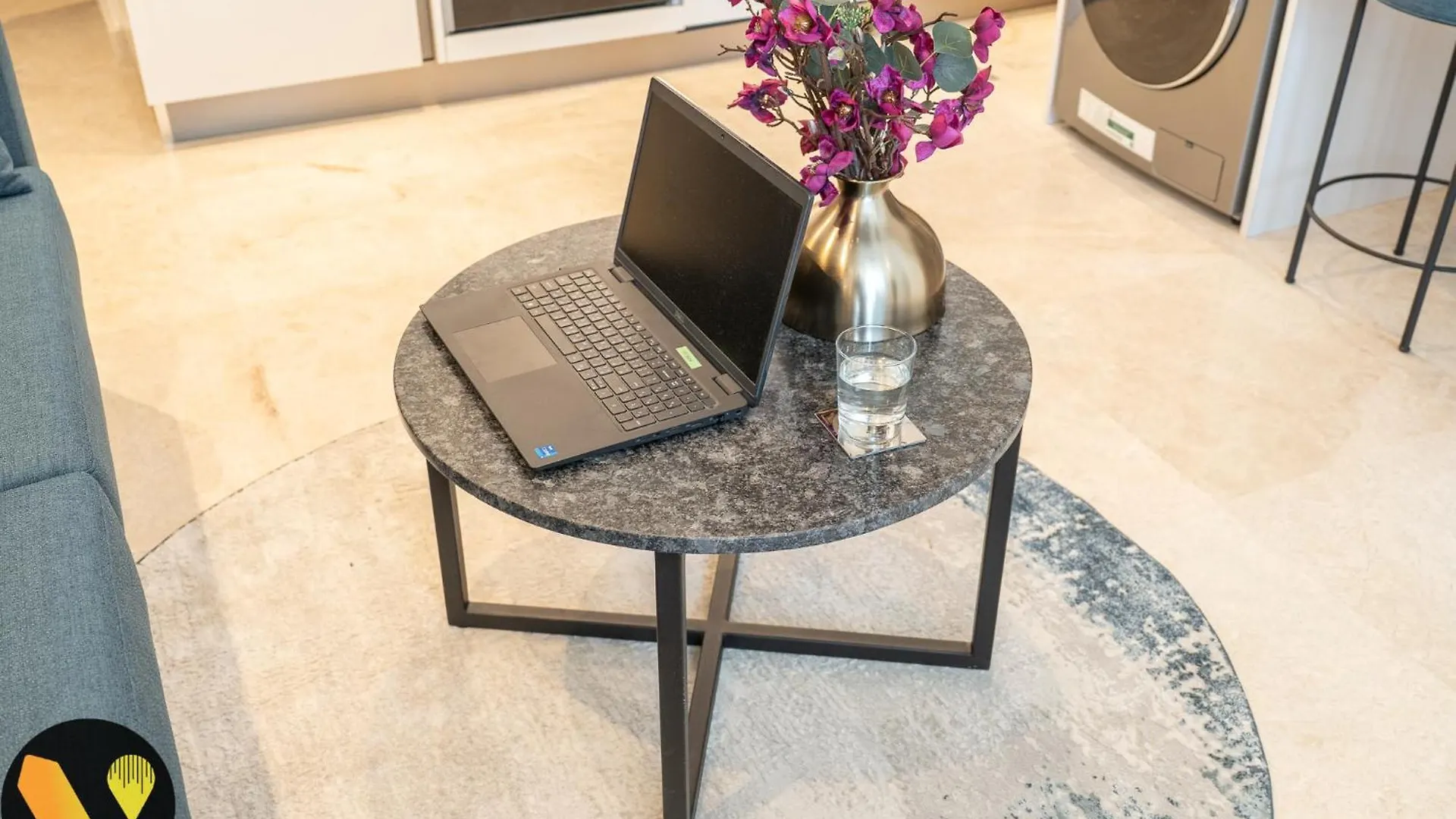 Vogue Sterling East Near Dubai Mall & Burj Khalifa Apartment