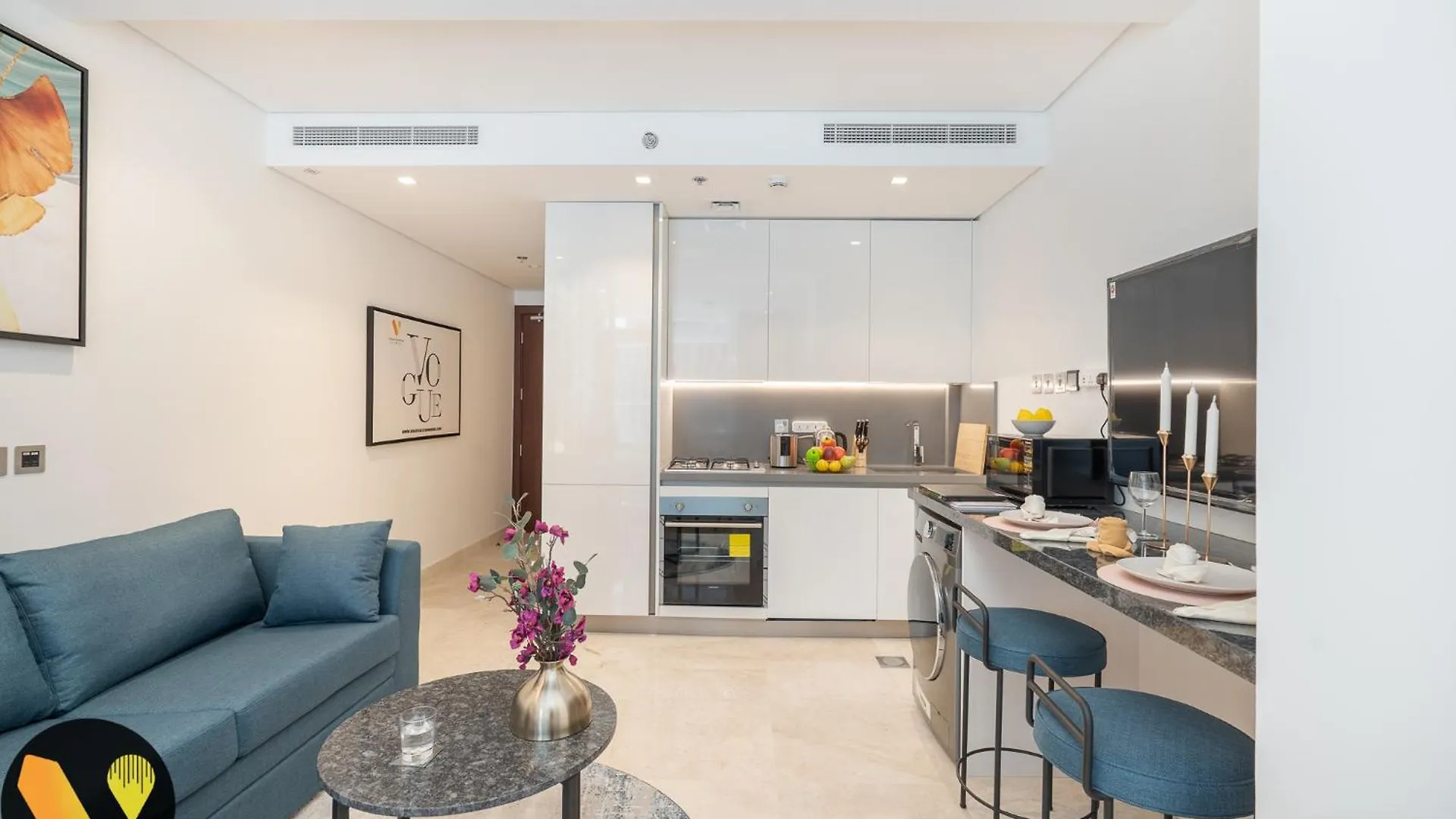 Vogue Sterling East Near Dubai Mall & Burj Khalifa Apartment
