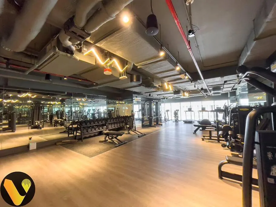 Vogue Sterling East Near Dubai Mall & Burj Khalifa Apartment